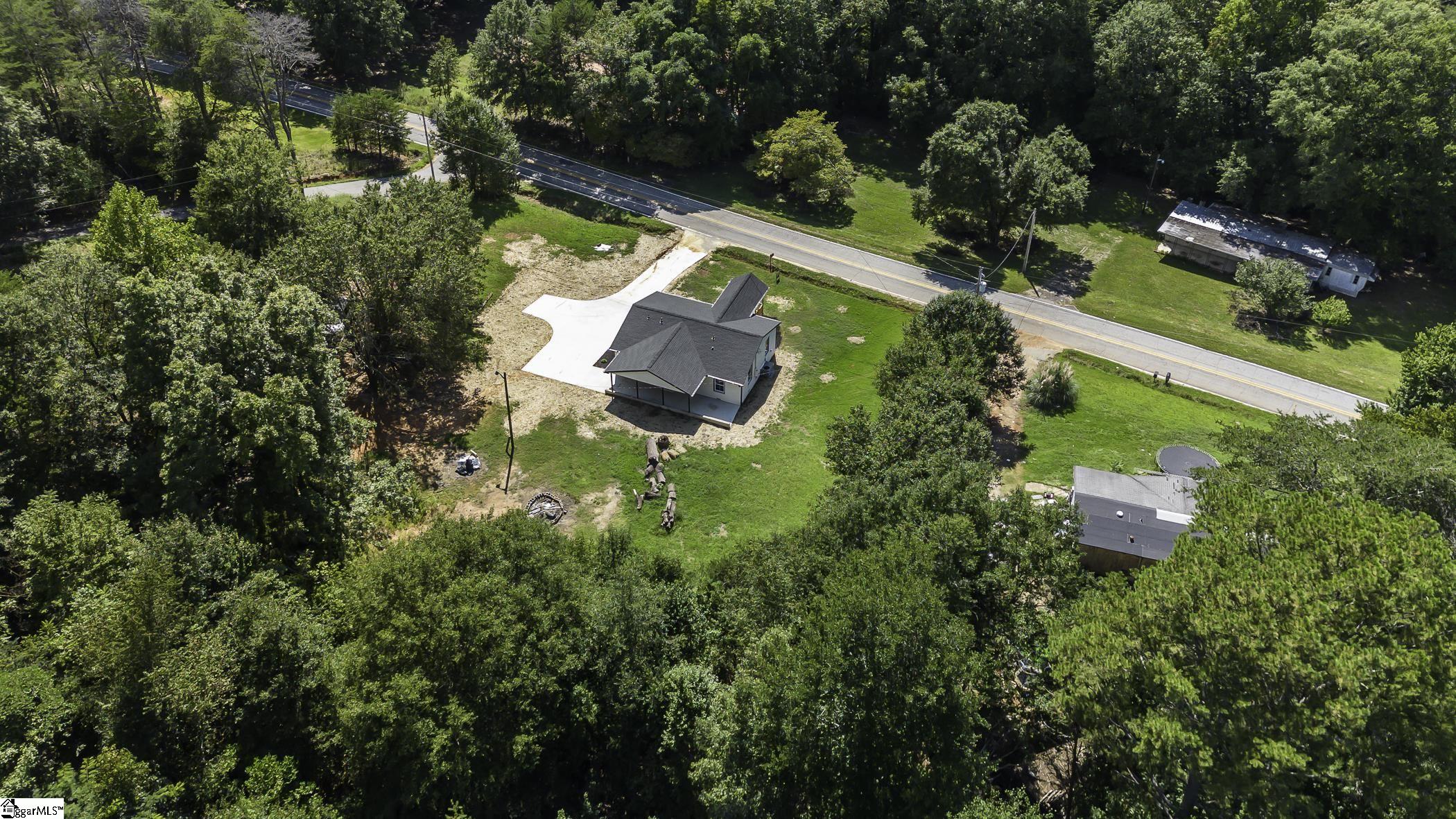 1506 Robert P Jeanes Road Easley, SC 29640 - Photo 32 of 35