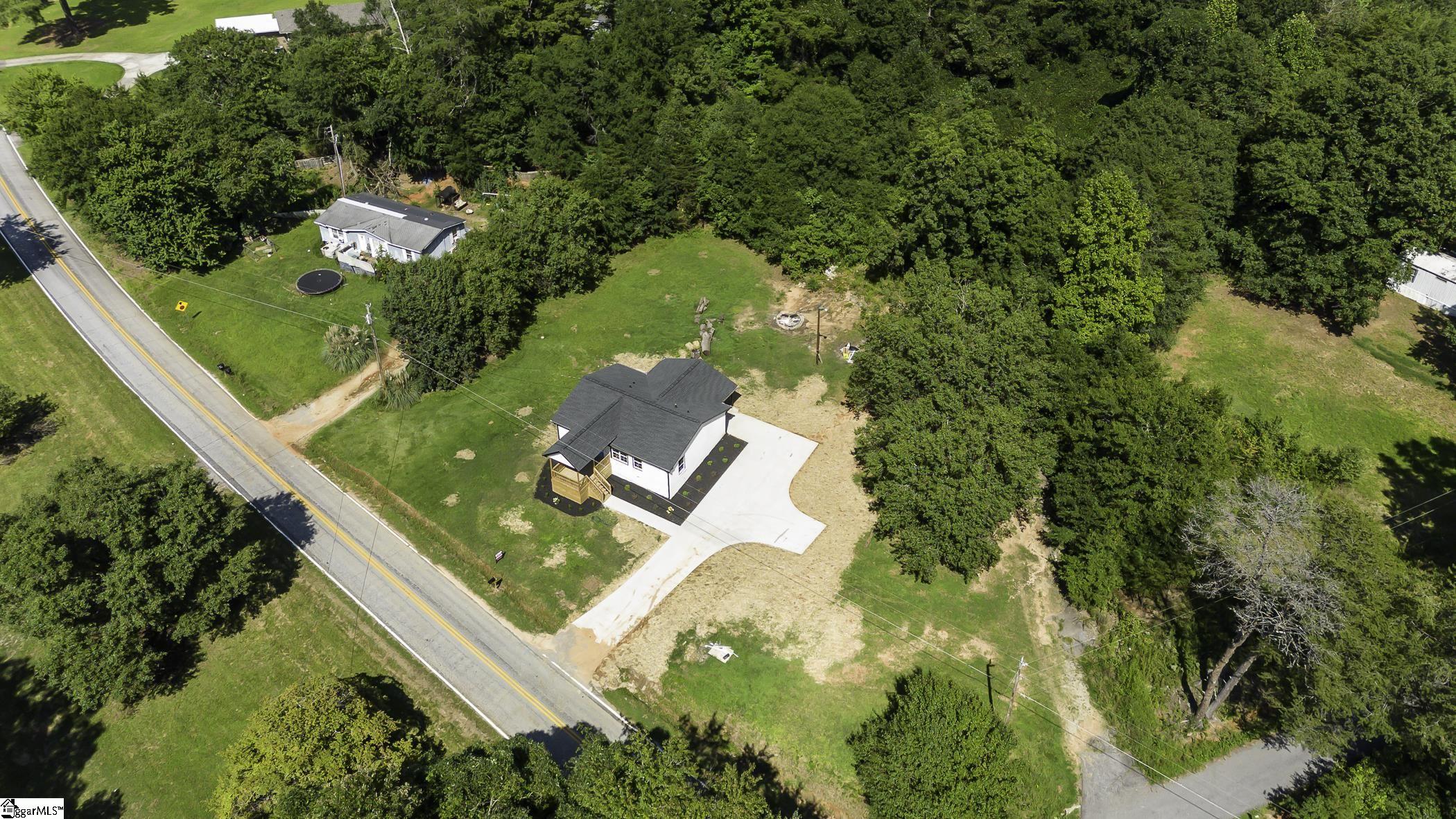 1506 Robert P Jeanes Road Easley, SC 29640 - Photo 33 of 35
