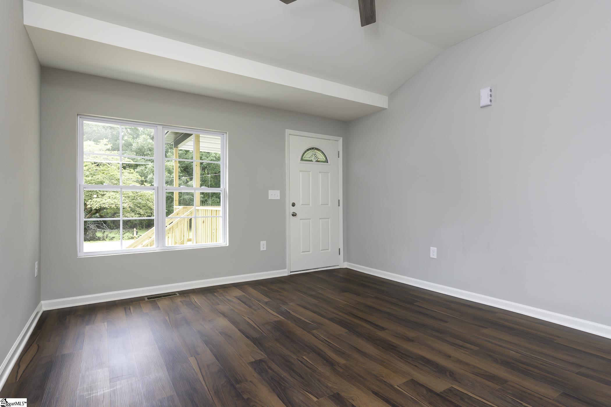 1506 Robert P Jeanes Road Easley, SC 29640 - Photo 5 of 35