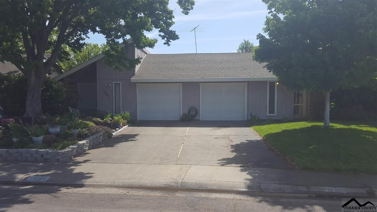 11040 Hillcrest Road, Unit 11040 HIRSCHFELD WAY RAN Rancho Cordova, CA 95670 - Photo 1 of 37