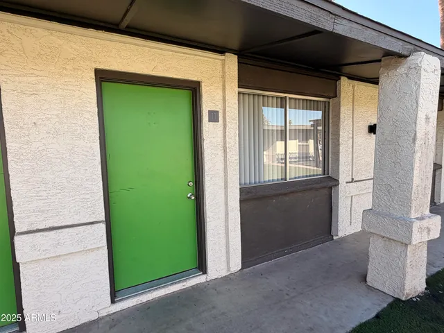 $999 | 6802 West Glendale Avenue, Unit 11, Glendale, AZ 85303