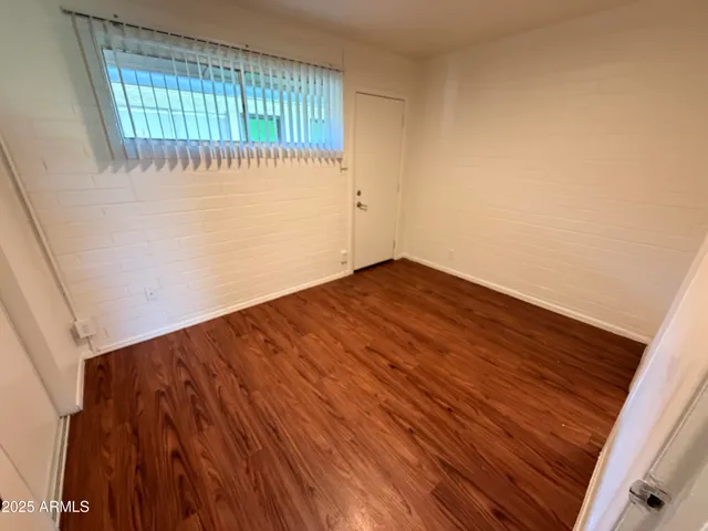 $999 | 6802 West Glendale Avenue, Unit 11, Glendale, AZ 85303