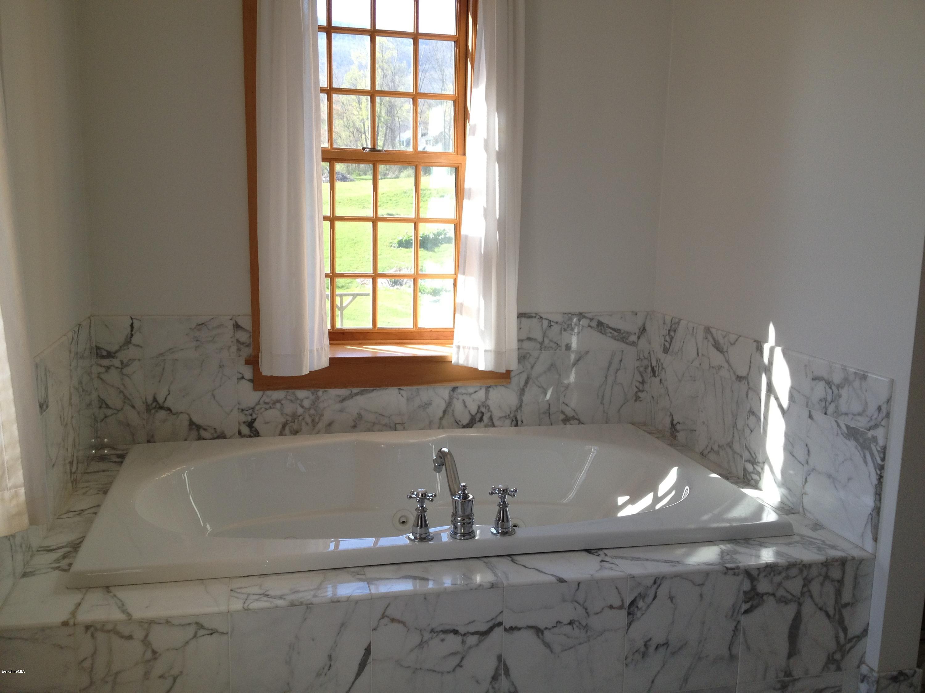 11 W Road Adams, MA 01220 - Photo 12 of 31 IMG_0128