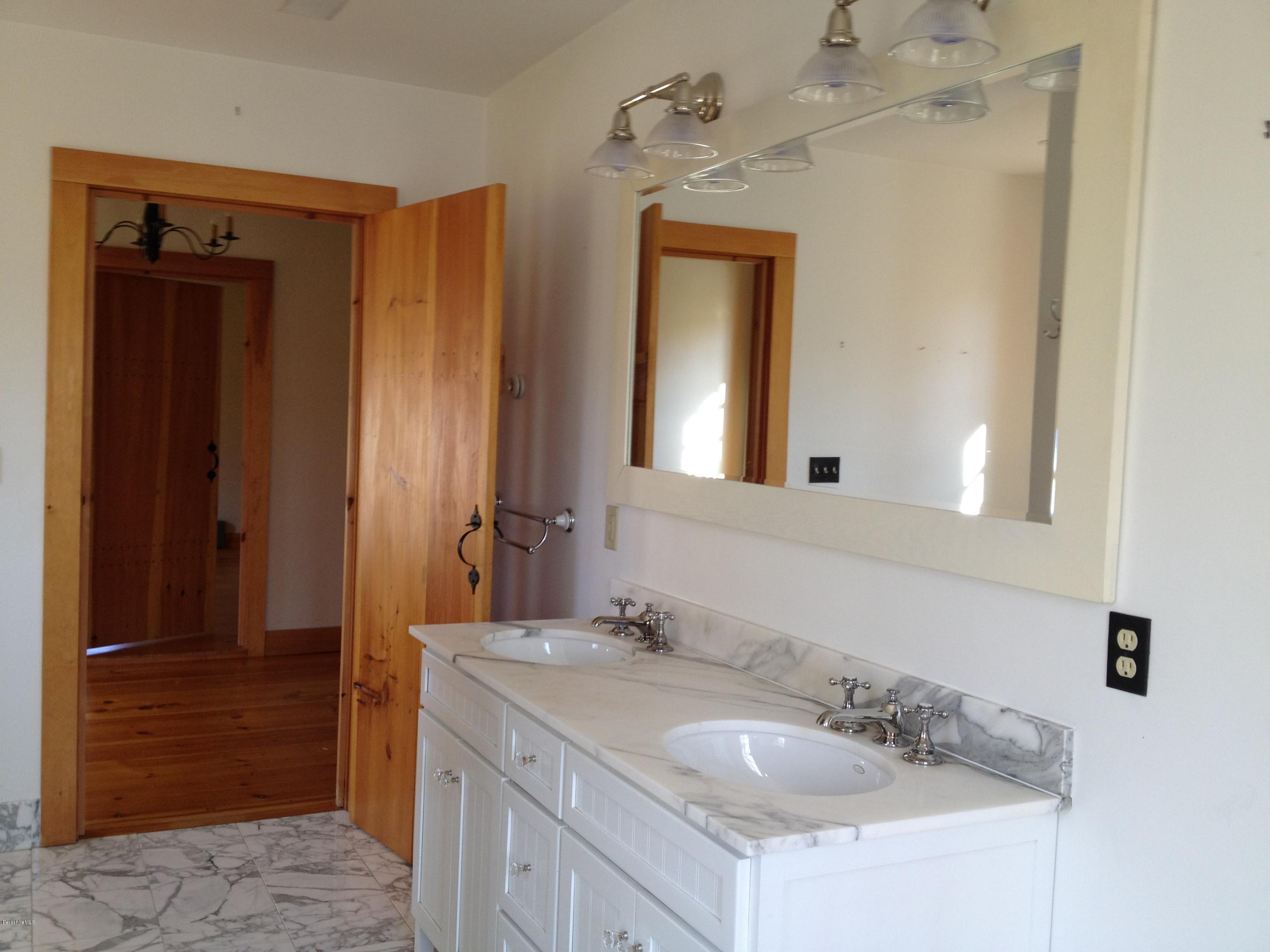 11 W Road Adams, MA 01220 - Photo 14 of 31 IMG_0130