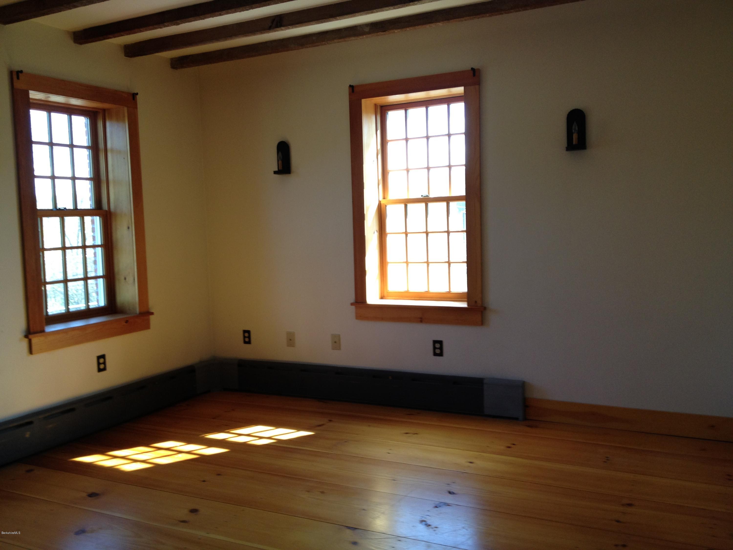 11 W Road Adams, MA 01220 - Photo 5 of 31 IMG_0119