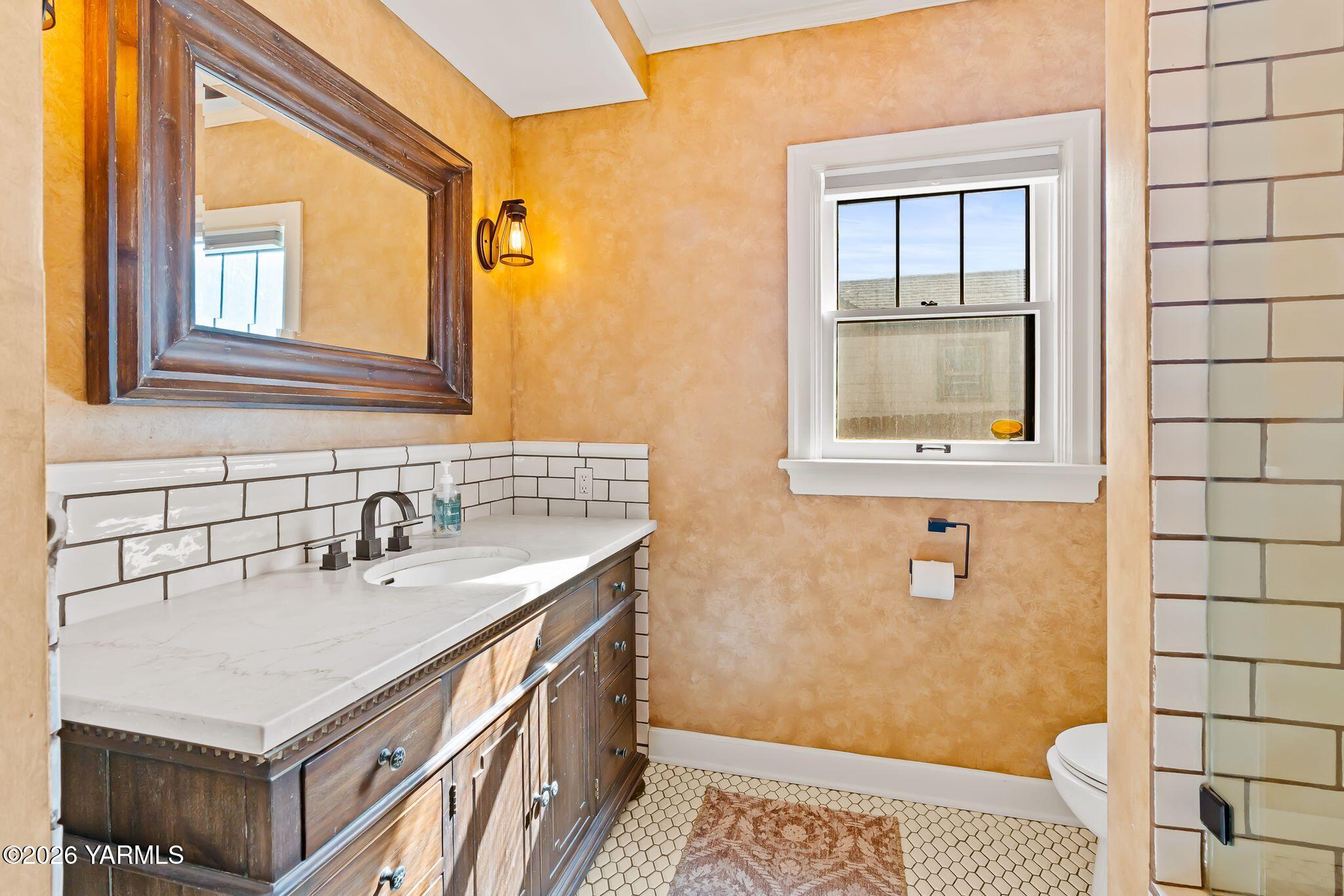 2908 Summitview Avenue Yakima, WA 98902 - Photo 22 of 48 26_2908 Summitview Ave-23