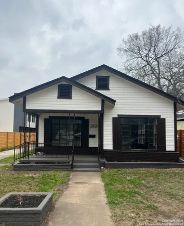 $1,400 | 313 Toledo Street, San Antonio, TX 78203