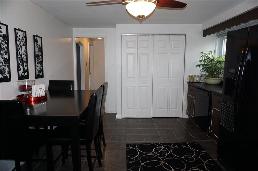 370 Wheeler Street McKees Rocks, PA 15136 - Photo 10 of 24 Gallery Image 10
