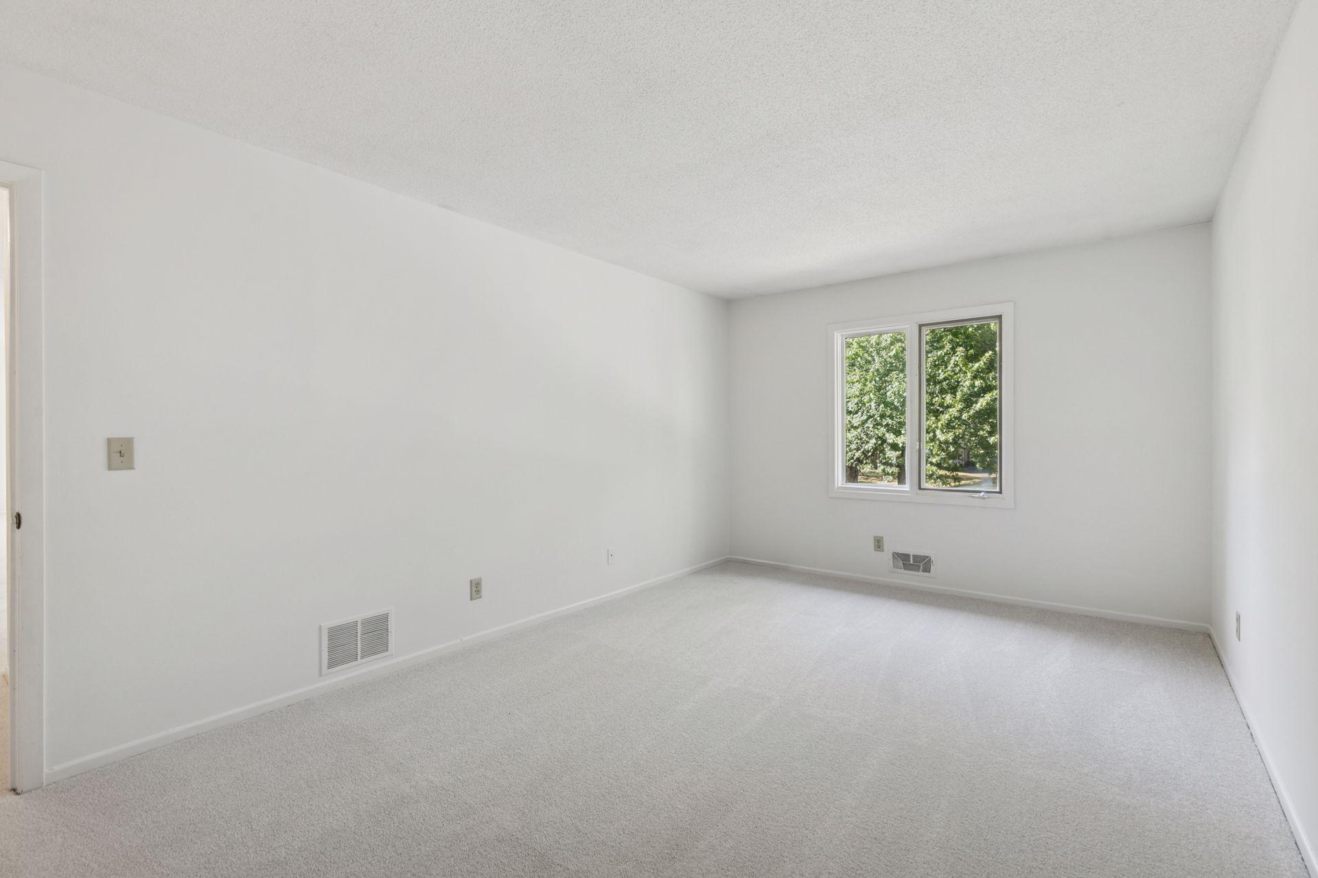 13902 Herald Way Apple Valley, MN 55124 - Photo 12 of 36