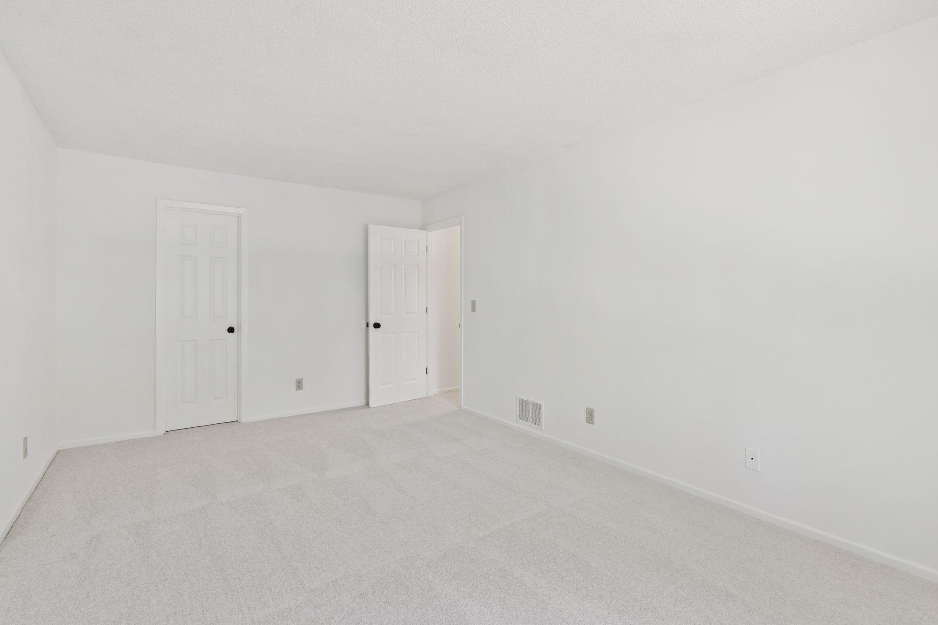 13902 Herald Way Apple Valley, MN 55124 - Photo 13 of 36