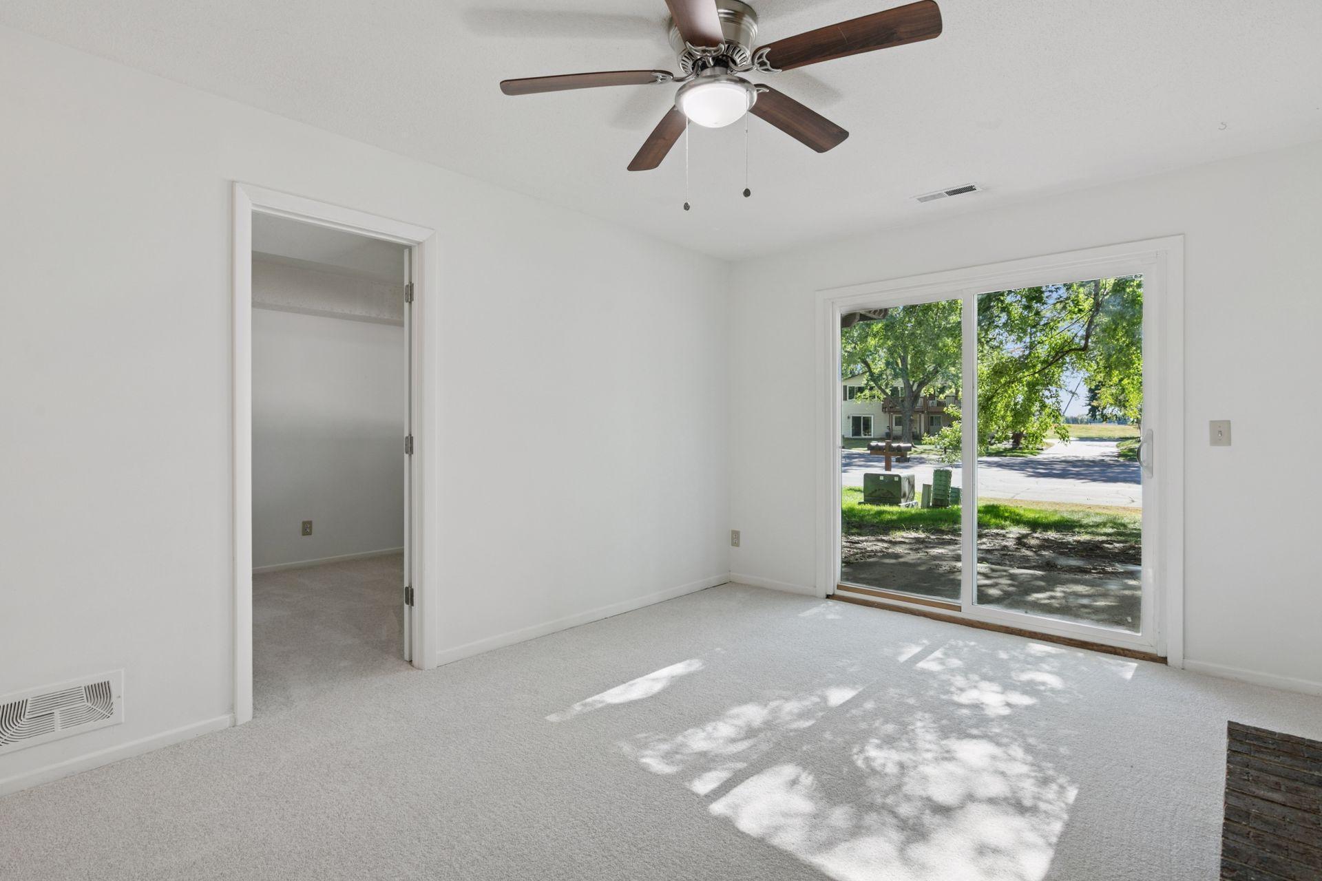 13902 Herald Way Apple Valley, MN 55124 - Photo 15 of 36