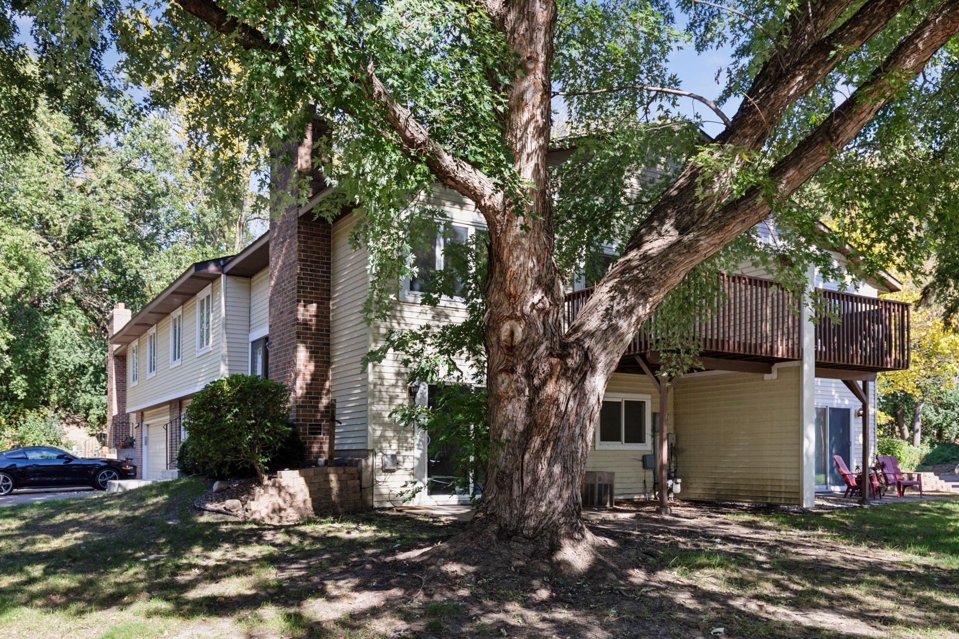 13902 Herald Way Apple Valley, MN 55124 - Photo 16 of 36