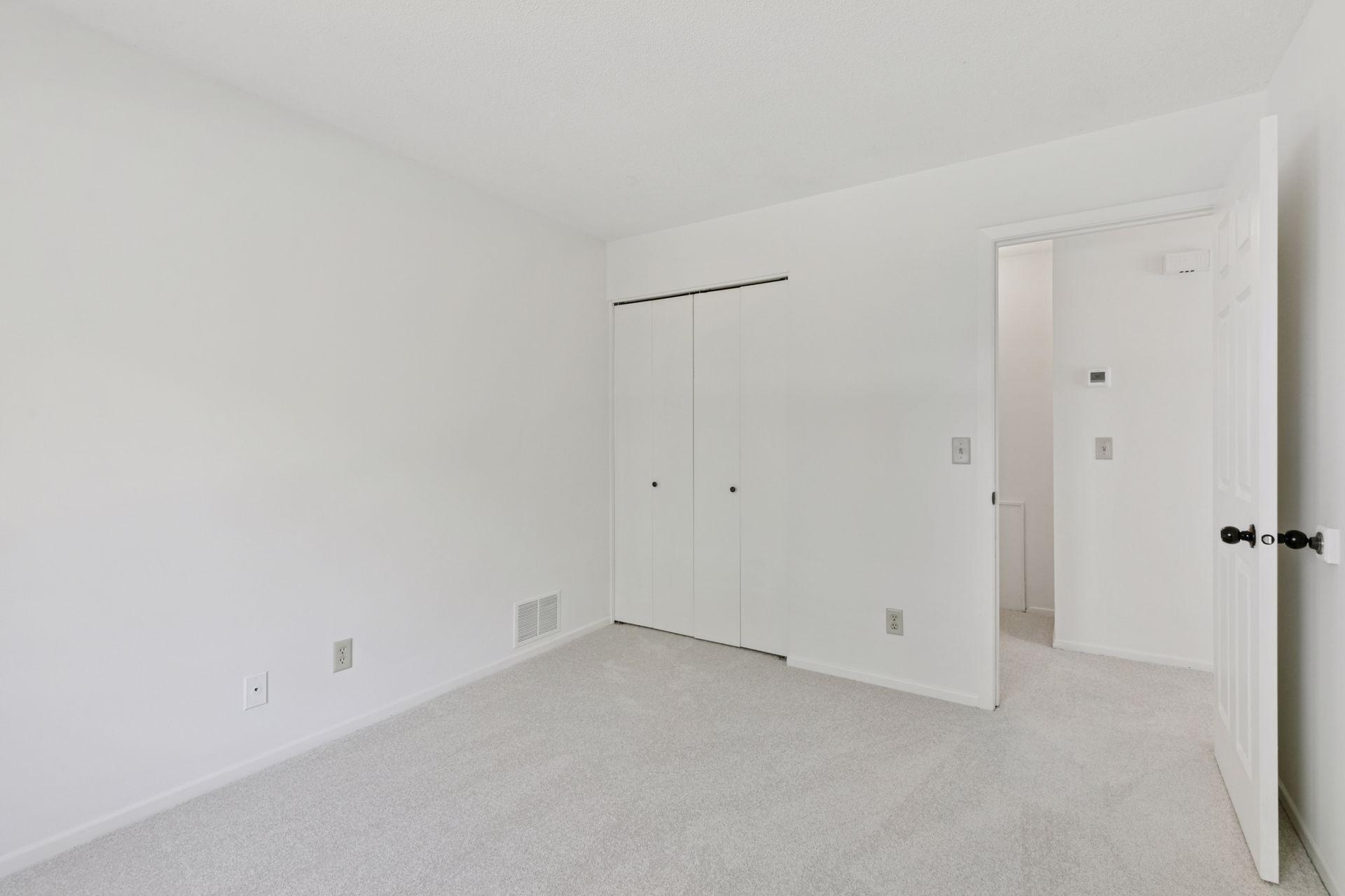 13902 Herald Way Apple Valley, MN 55124 - Photo 25 of 36