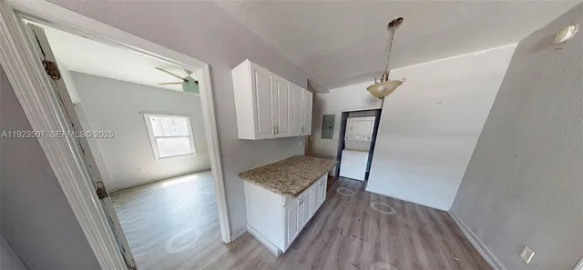 $2,500 | 236 Northeast 57th Street, Miami, FL 33137