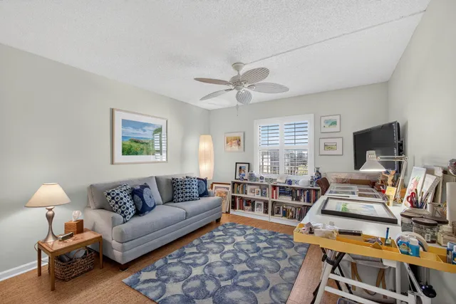 $465,000 | 300 North Hwy A1A, Unit C405, Jupiter, FL 33477