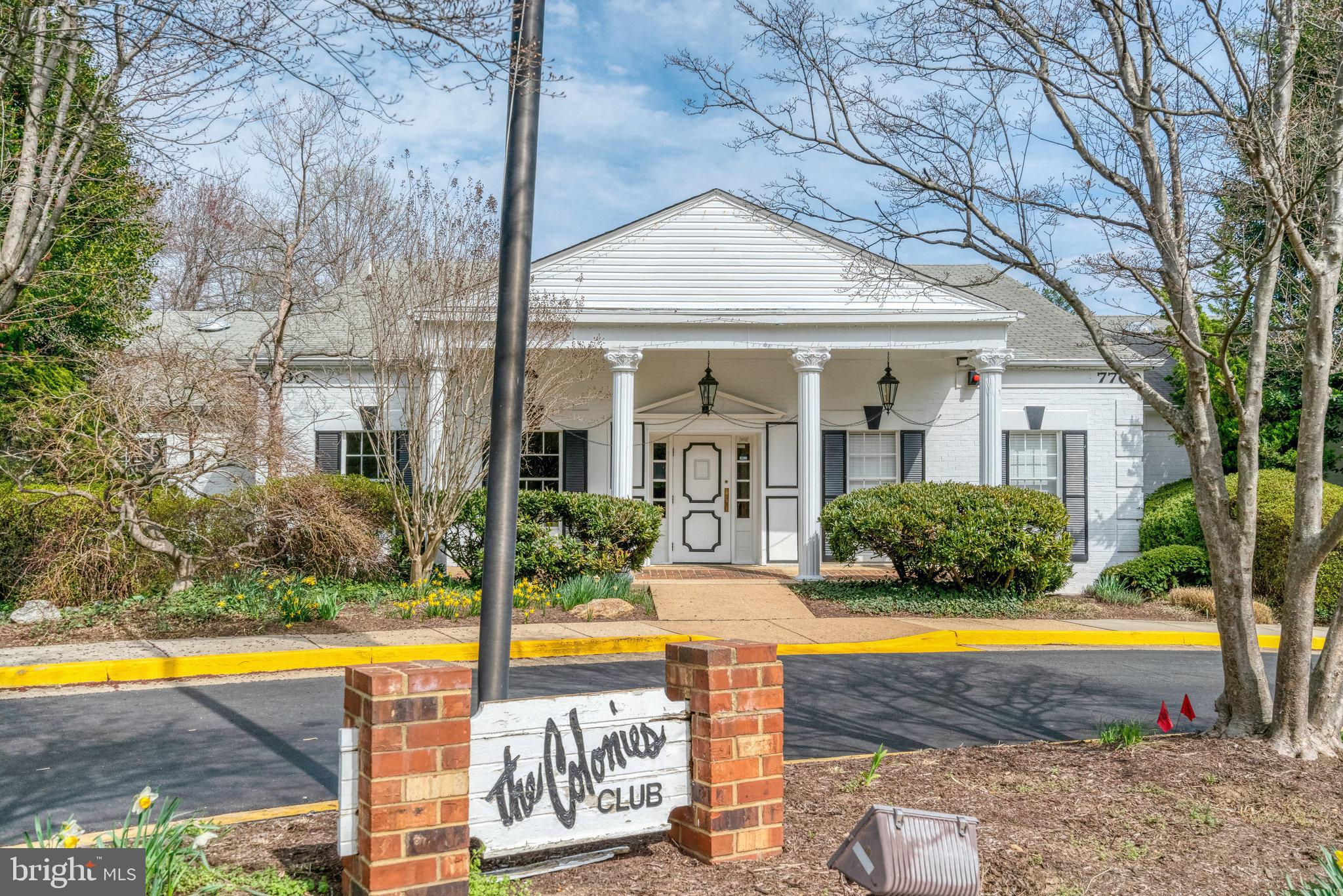 7640 Provincial Drive, Unit 109 McLean, VA 22102 - Photo 39 of 47 a view of a house with swimming pool and next to a yard
