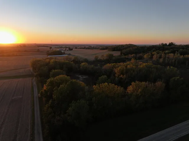 $44,900 | 4.3 M/l Acres County Road O, Shullsburg, WI 53586