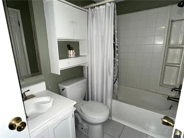 $1,500 | 730 Village Road, Unit D, Kenner, LA 70065