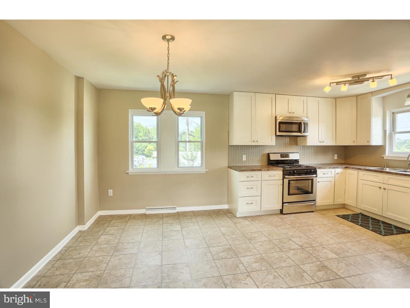 202 Hendel Street Shillington, PA 19607 - Photo 8 of 22 Gallery Image 8