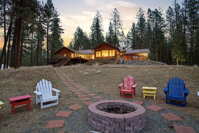 $750,000 | 2378 Eagle River Way, Kettle Falls, WA 99141