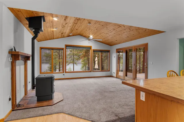 $750,000 | 2378 Eagle River Way, Kettle Falls, WA 99141
