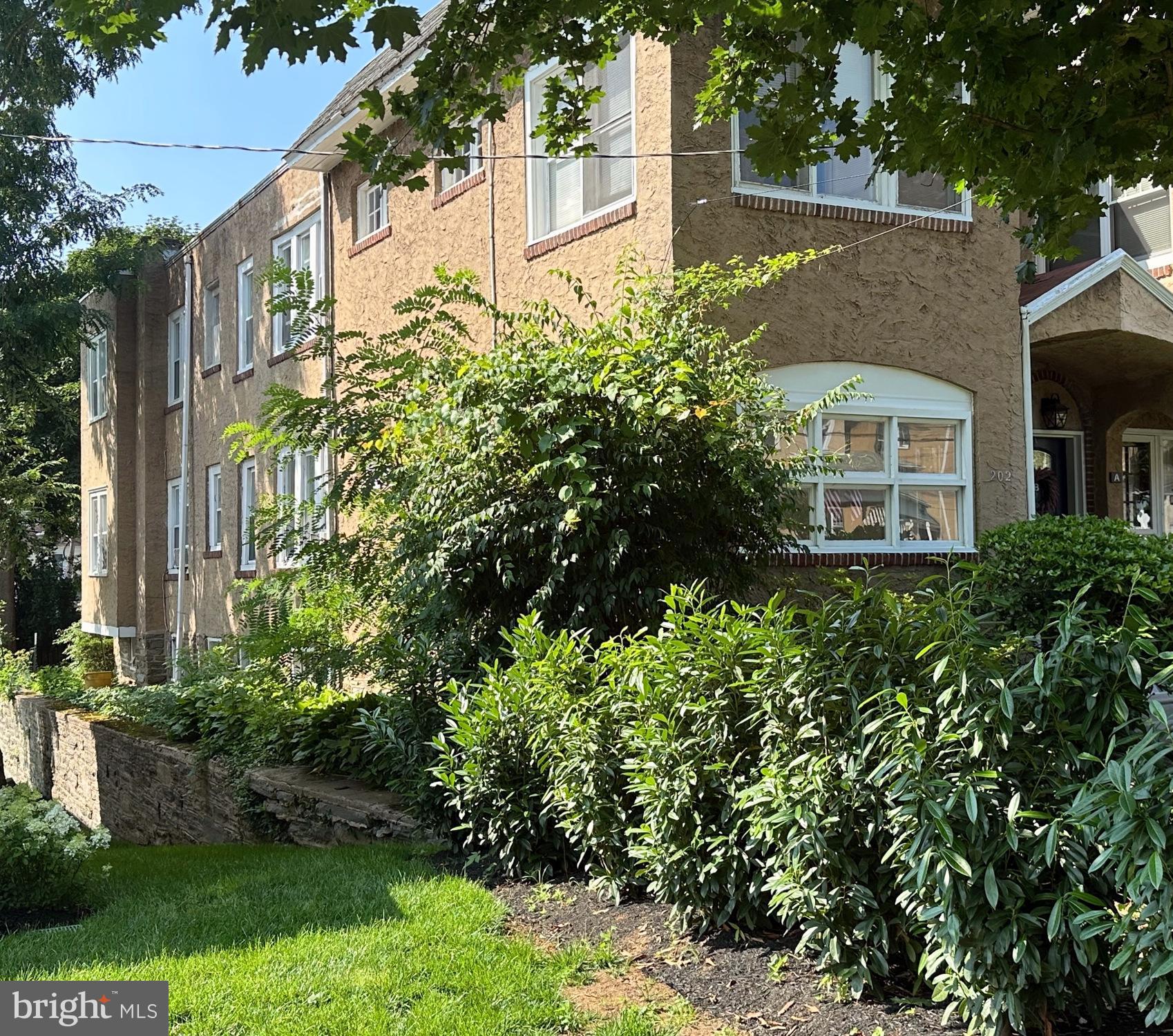 202 West Wayne Avenue Wayne, PA 19087 - Photo 3 of 3