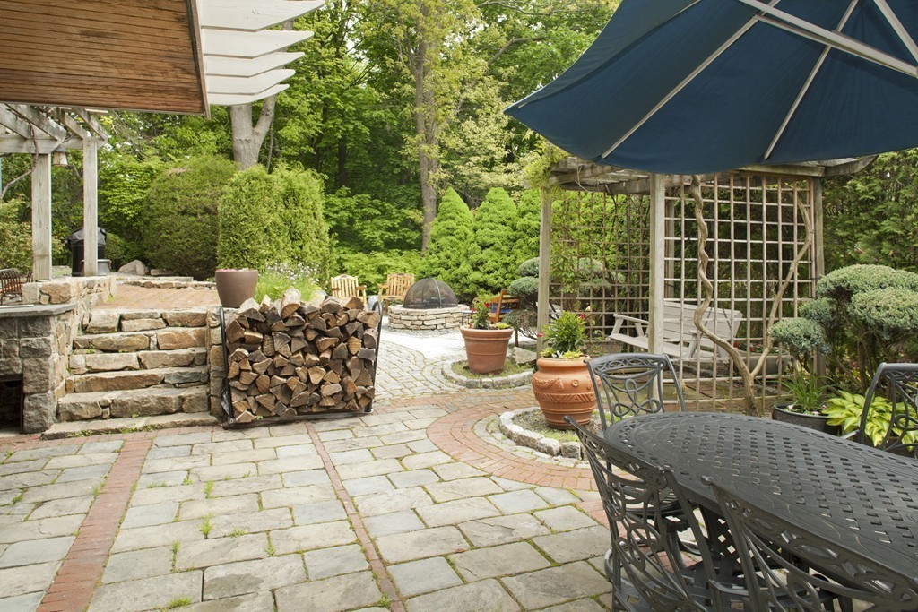 34 Rice Road Hingham, MA 02043 - Photo 11 of 15 Gallery Image 11