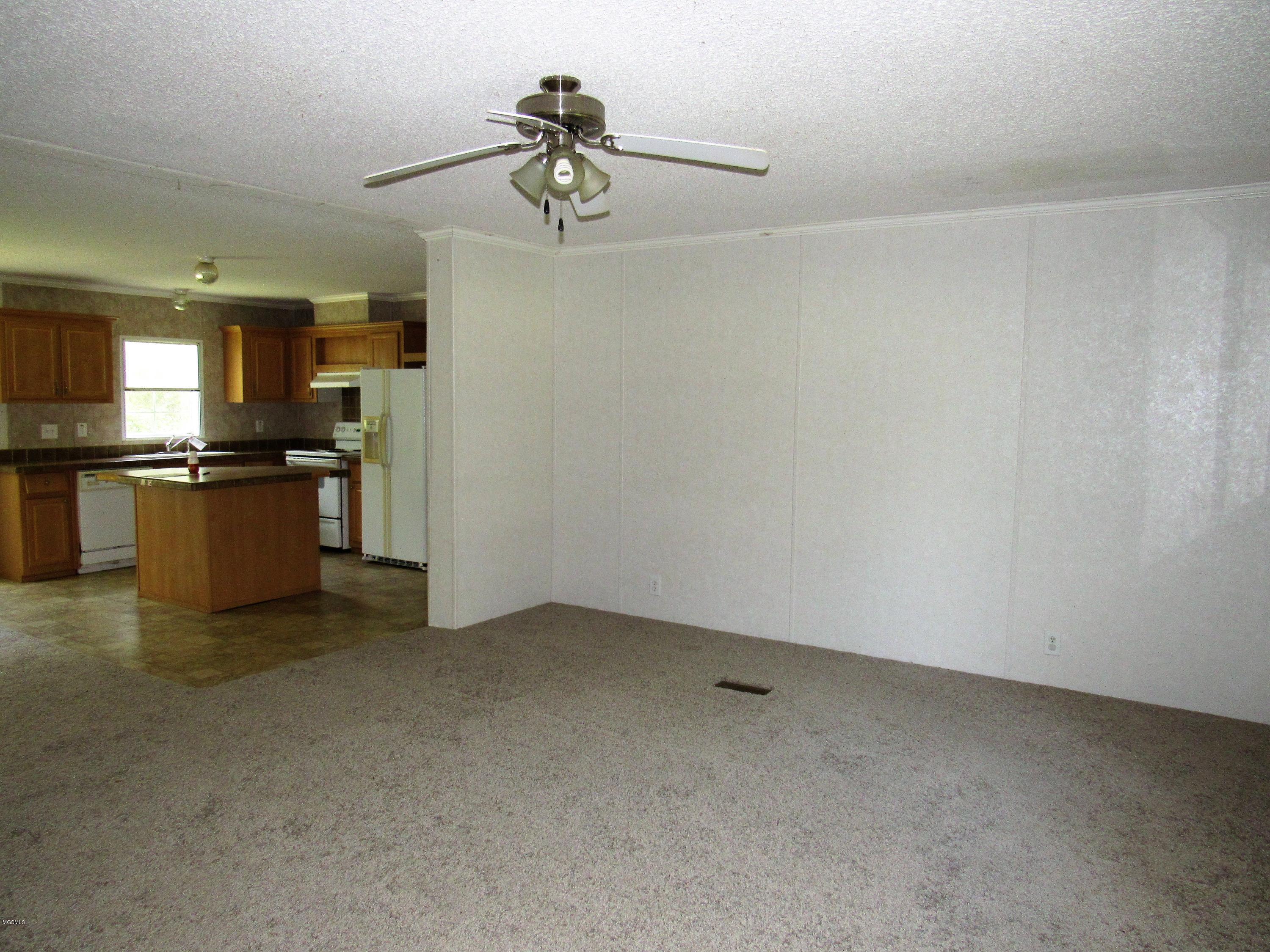 21548 Crown Road Gulfport, MS 39503 - Photo 2 of 24 LIVING ROOM VIEW 1
