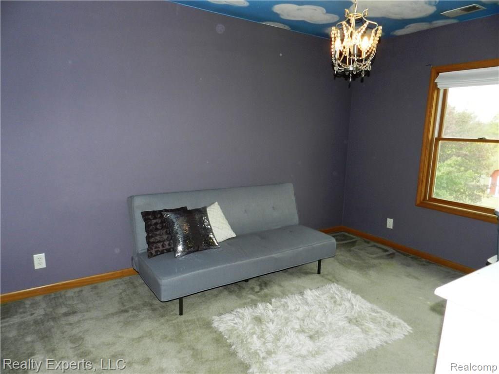 49020 Willis Road Belleville, MI 48111 - Photo 18 of 31 Bedroom 3