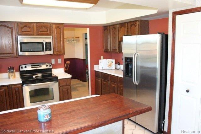 7.Kitchen 2[1].jpeg