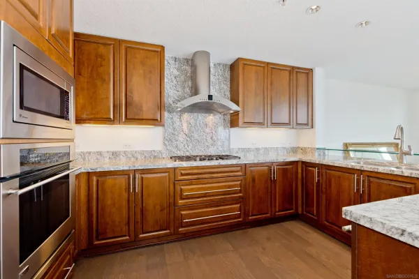 $6,700 | 1205 Pacific Highway, Unit 2806, San Diego, CA 92101