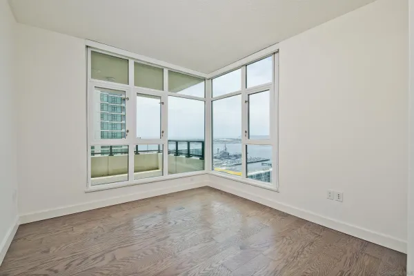 $6,700 | 1205 Pacific Highway, Unit 2806, San Diego, CA 92101