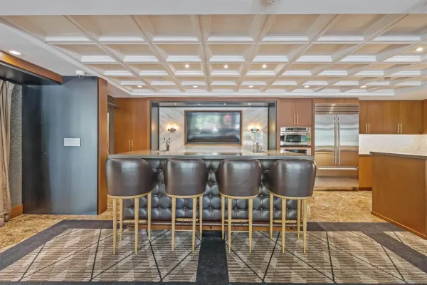 $6,700 | 1205 Pacific Highway, Unit 2806, San Diego, CA 92101