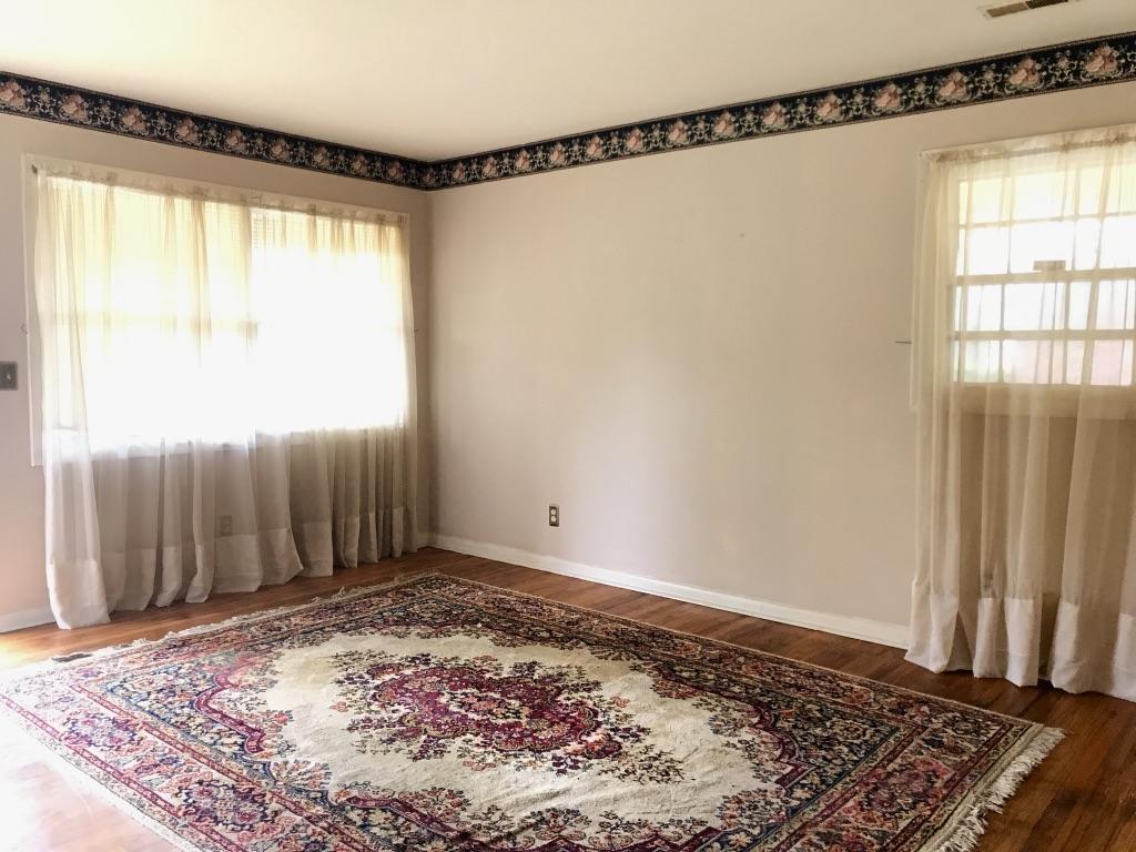 1348 Ashley Hall Road Charleston, SC 29407 - Photo 3 of 10 rt3jTOvJQ0CIe5oNXrbgPA_thumb_9377