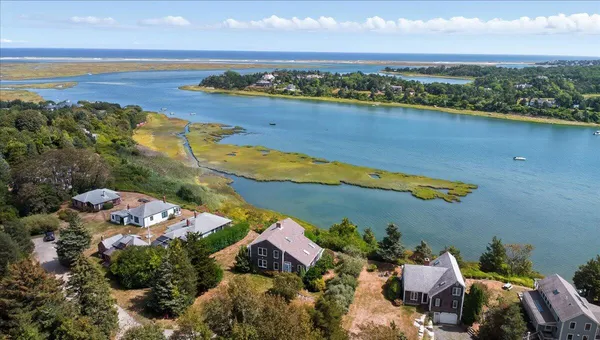 $2,000,000 | 60 Smith Heights Way, Eastham, MA 02642
