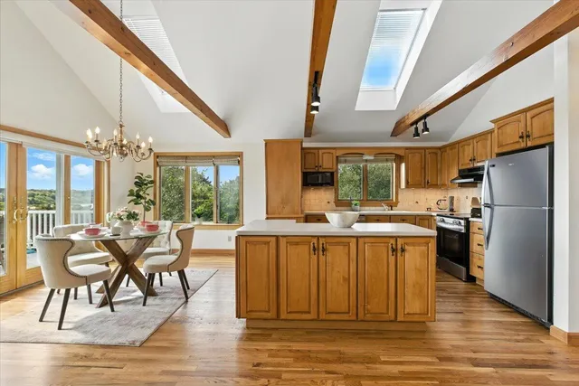 $2,000,000 | 60 Smith Heights Way, Eastham, MA 02642