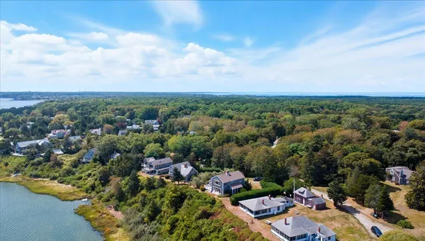 $2,000,000 | 60 Smith Heights Way, Eastham, MA 02642
