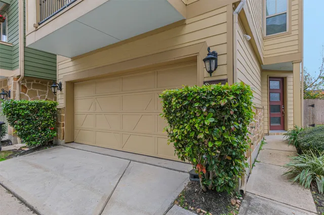 $479,900 | 6011 Kansas Street, Unit C, Houston, TX 77007