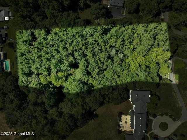 $300,000 | 112 Woods Lane, Menands, NY 12204