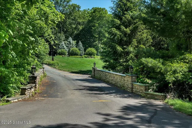 $300,000 | 112 Woods Lane, Menands, NY 12204