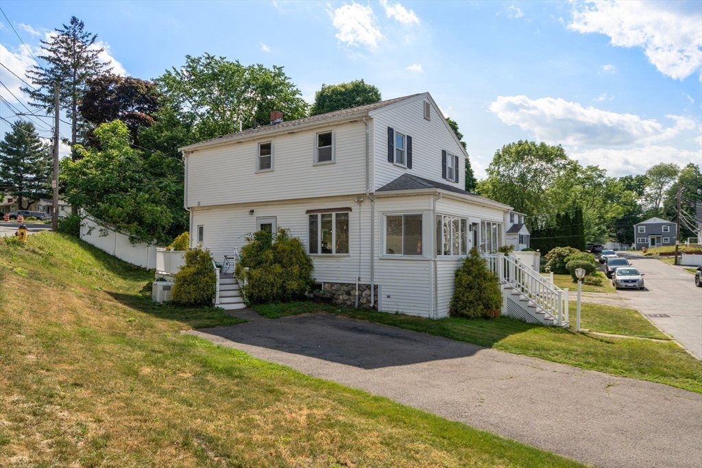 38 Overlook Road Waltham, MA 02451 - Photo 30 of 39