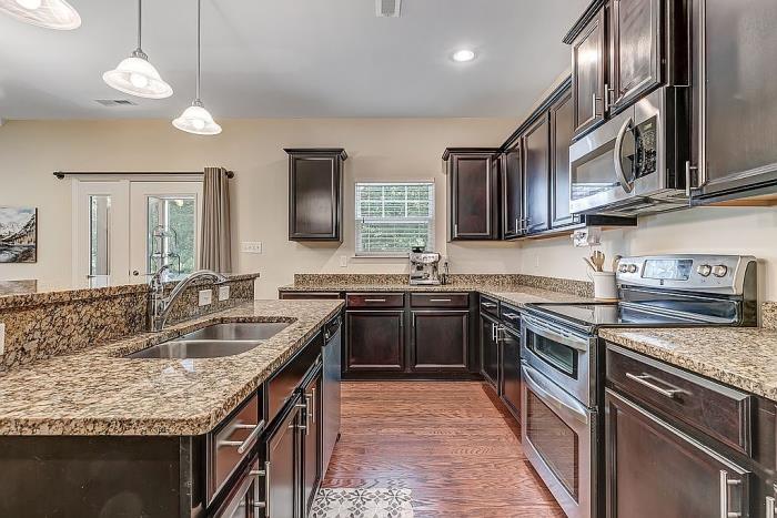 8201 Ruddock Place Hayes, VA 23072 - Photo 8 of 40