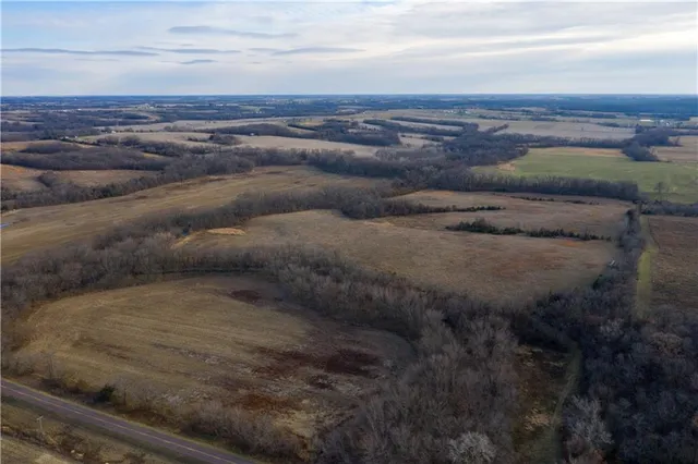 $704,000 | 0 West State M Highway, Eagleville, MO 64442