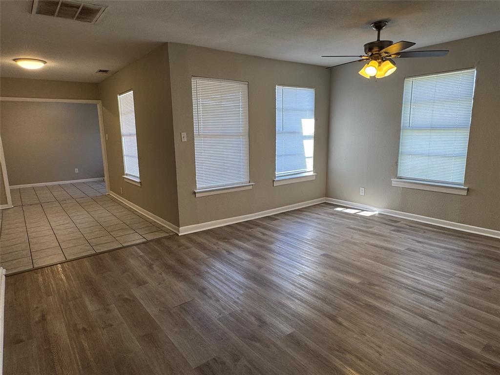 304 Burgett Street Forney, TX 75126 - Photo 10 of 22 Living Room