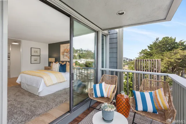 $1,199,000 | 5004 Diamond Heights Boulevard, San Francisco, CA 94131