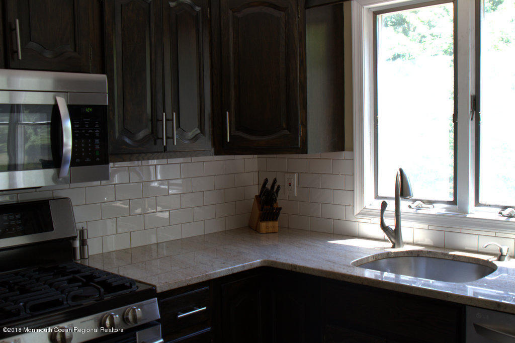 17 Yellowbrook Road Marlboro, NJ 07746 - Photo 21 of 59 new backsplash2