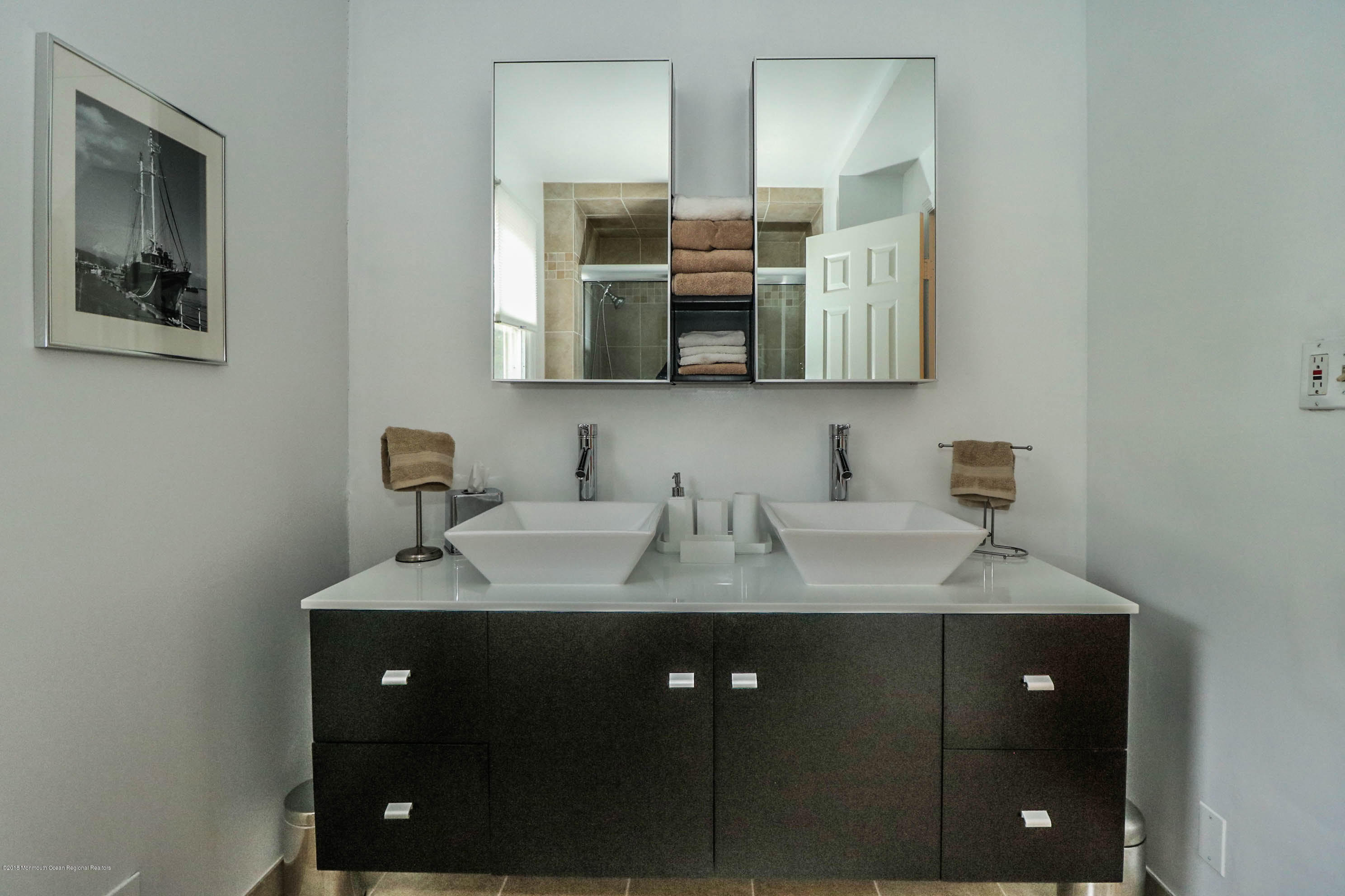 17 Yellowbrook Road Marlboro, NJ 07746 - Photo 32 of 59 Main Bath 2