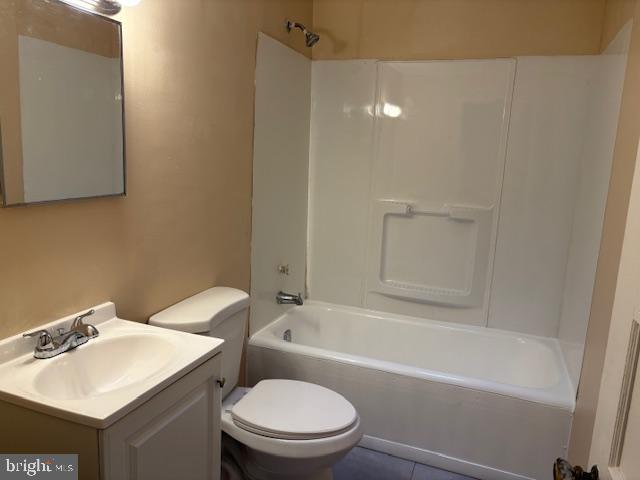 726 Copley Road Upper Darby, PA 19082 - Photo 6 of 7 a bathroom with a sink toilet vanity and bathtub