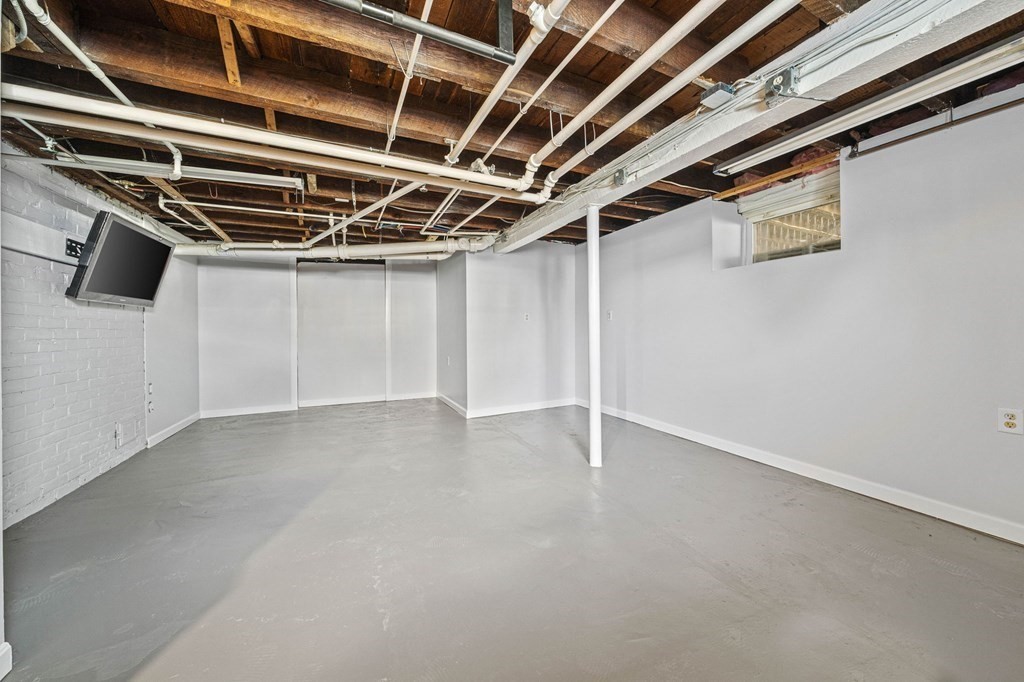 52 Highfield Road Quincy, MA 02169 - Photo 27 of 40 Gallery Image 27