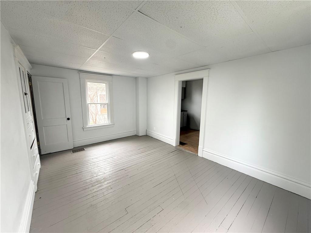 422 Prospect Street Sharon, PA 16146 - Photo 4 of 9